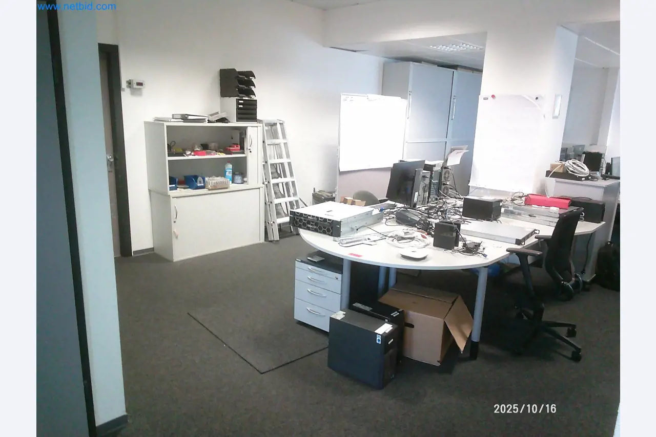 Machines and systems from the automotive supply industry-14