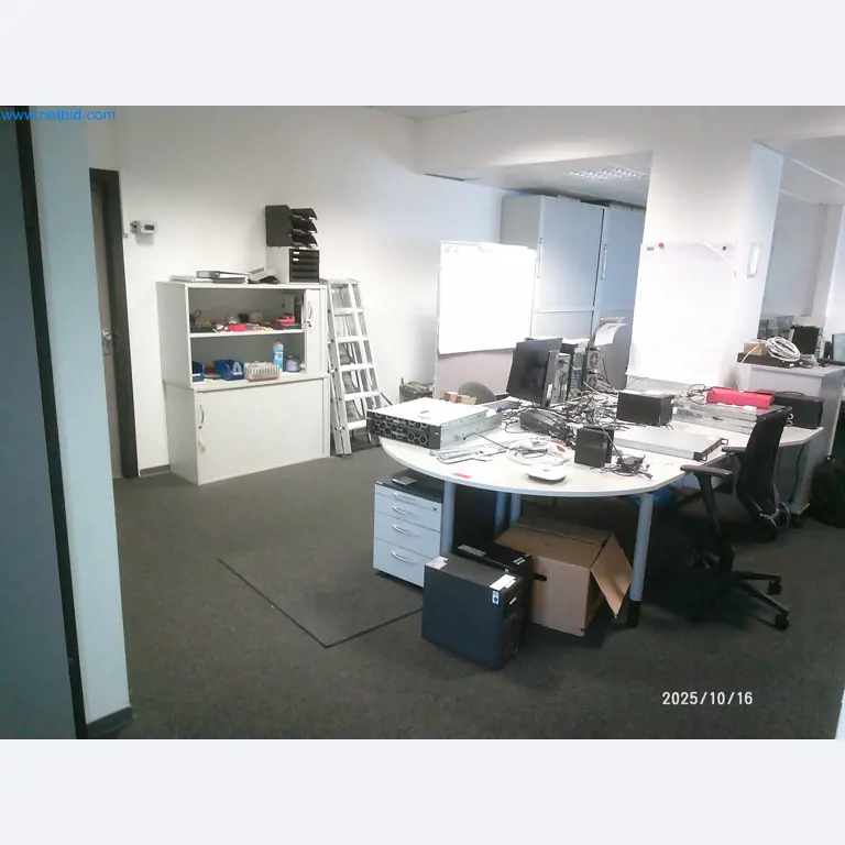 Machines and systems from the automotive supply industry-14