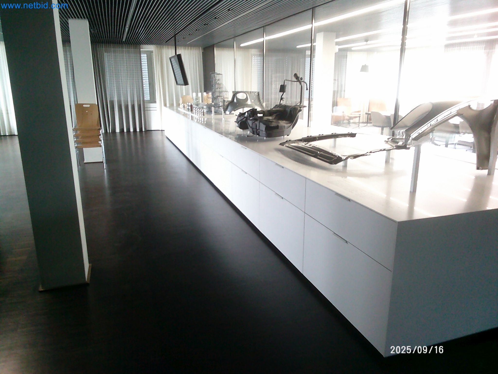 Machines and systems from the automotive supply industry-3