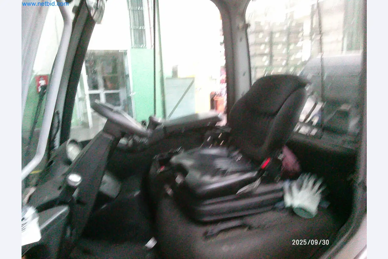 Machines and systems from the automotive supply industry-2