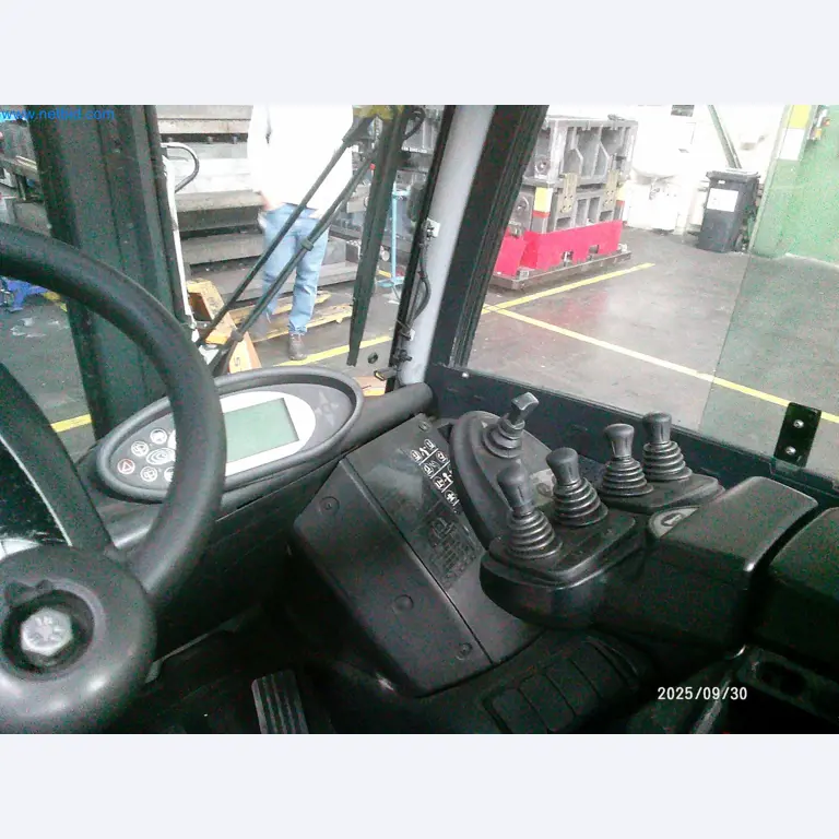 Machines and systems from the automotive supply industry-3