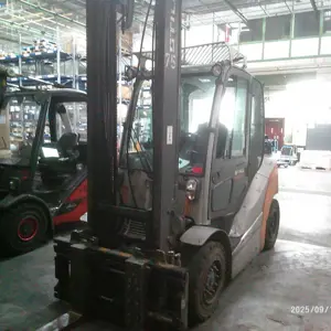 Gas forklift truck (75) (later release) Still RX70-50