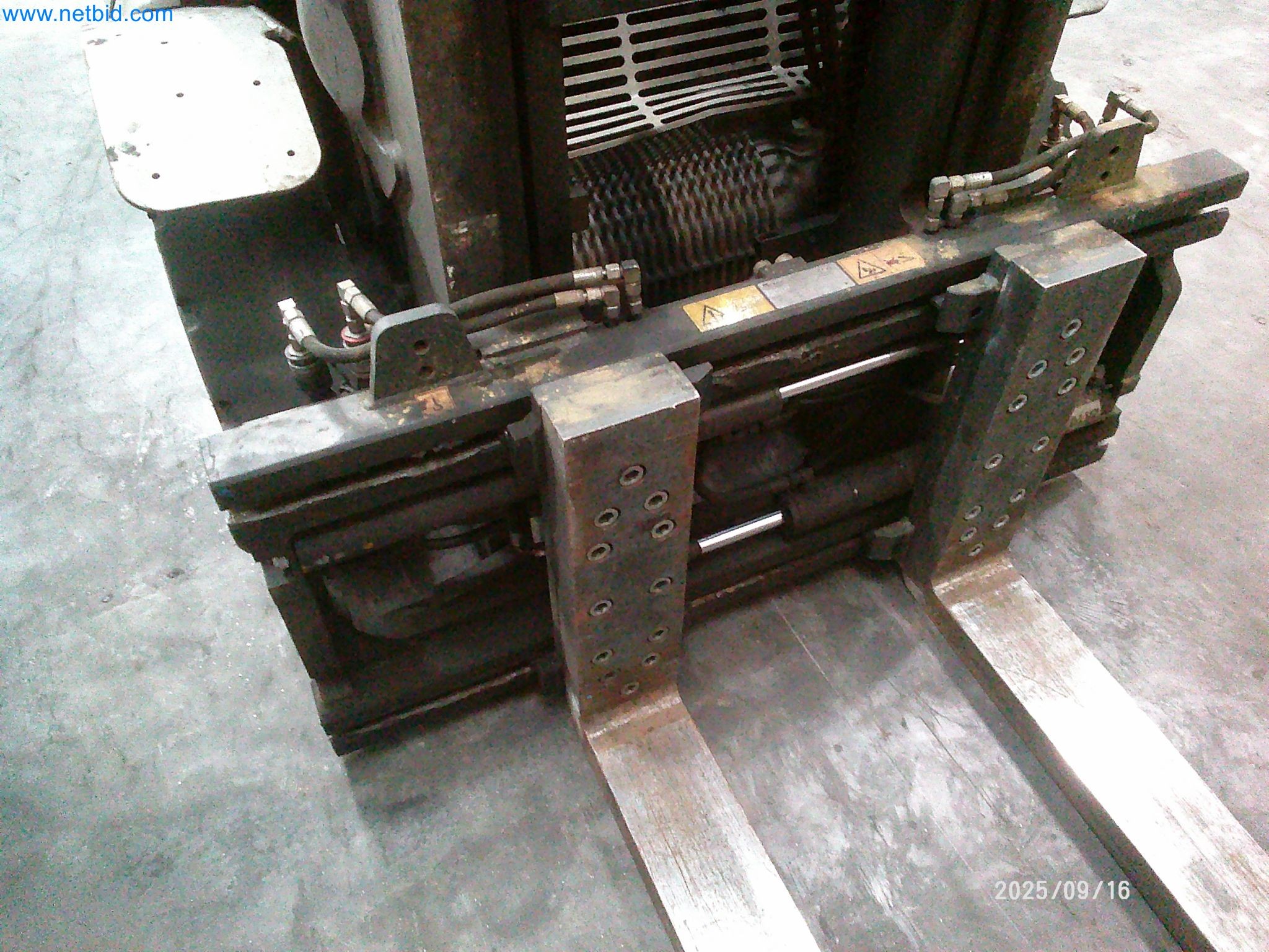 Machines and systems from the automotive supply industry-3