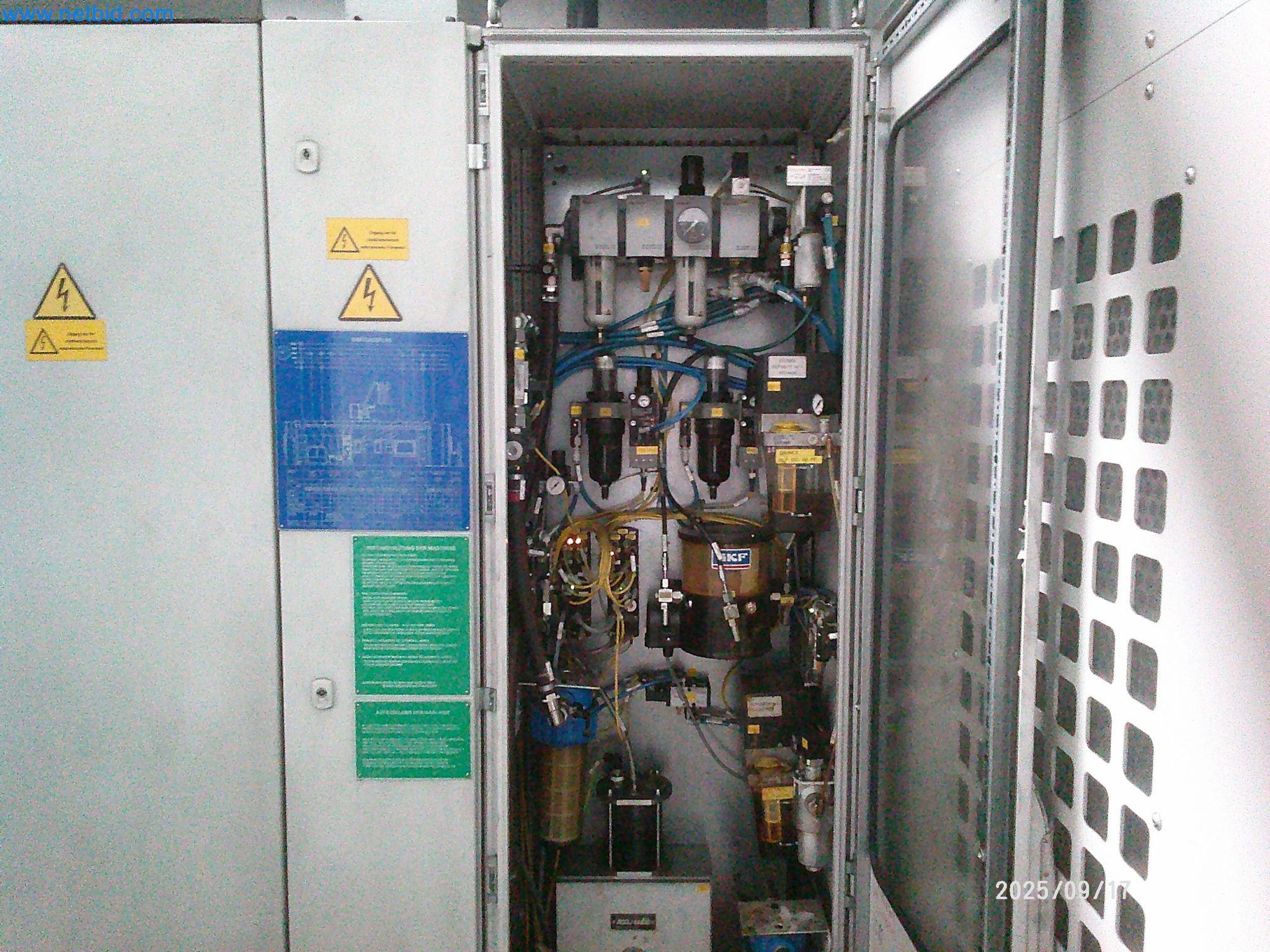 Machines and systems from the automotive supply industry-19