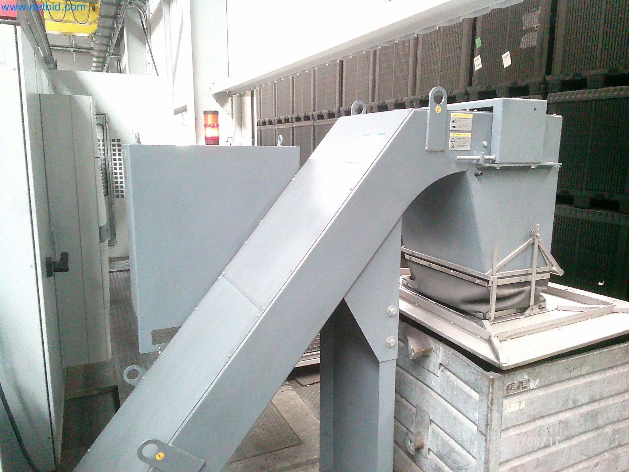 Machines and systems from the automotive supply industry-22