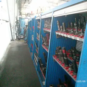 6 Storage cabinets for tool holders