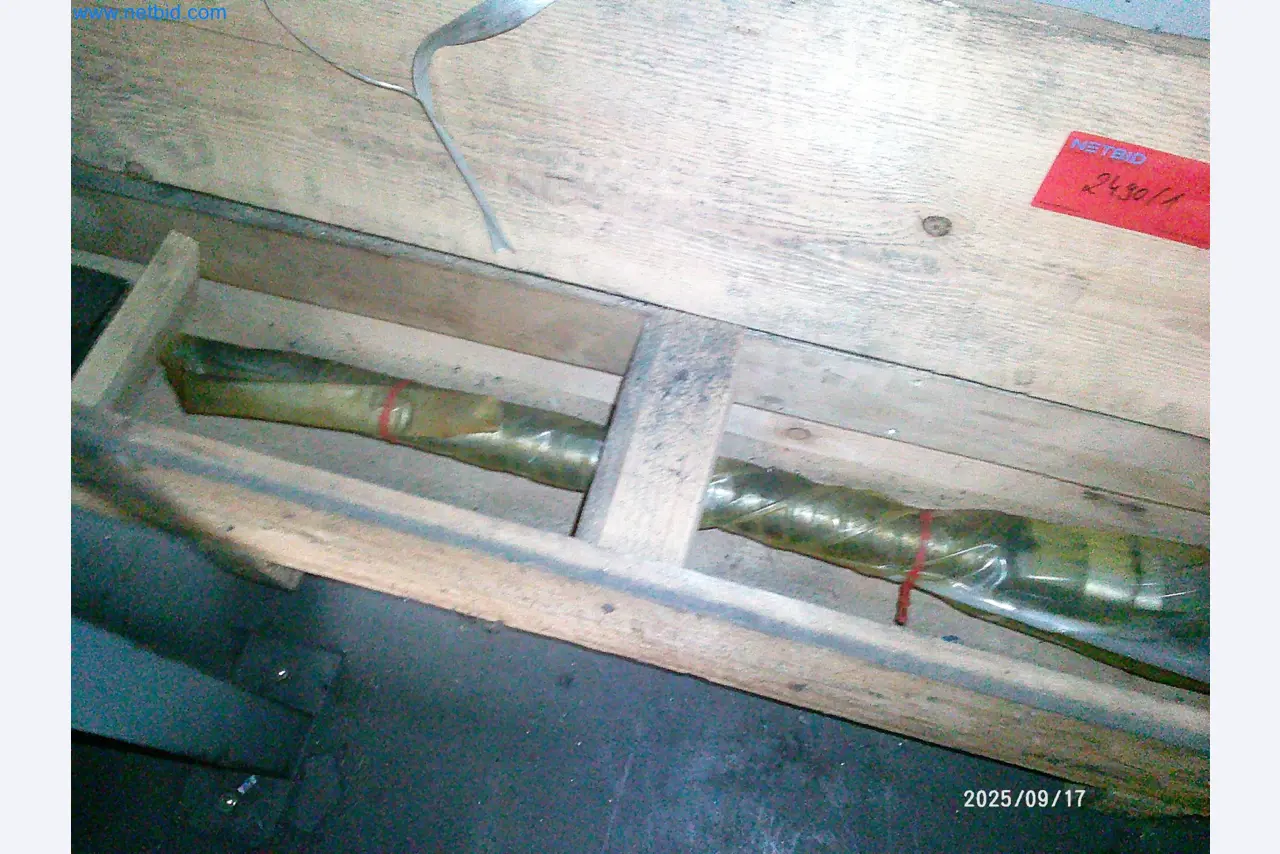 Machines and systems from the automotive supply industry-3