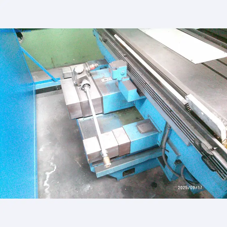 Machines and systems from the automotive supply industry-4