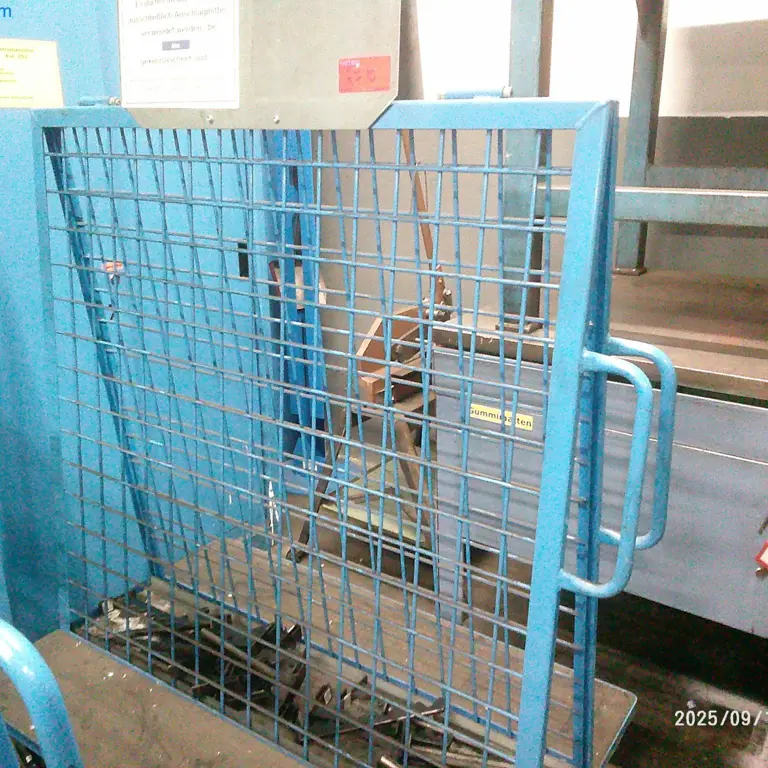 Shelf trolley for eyebolts