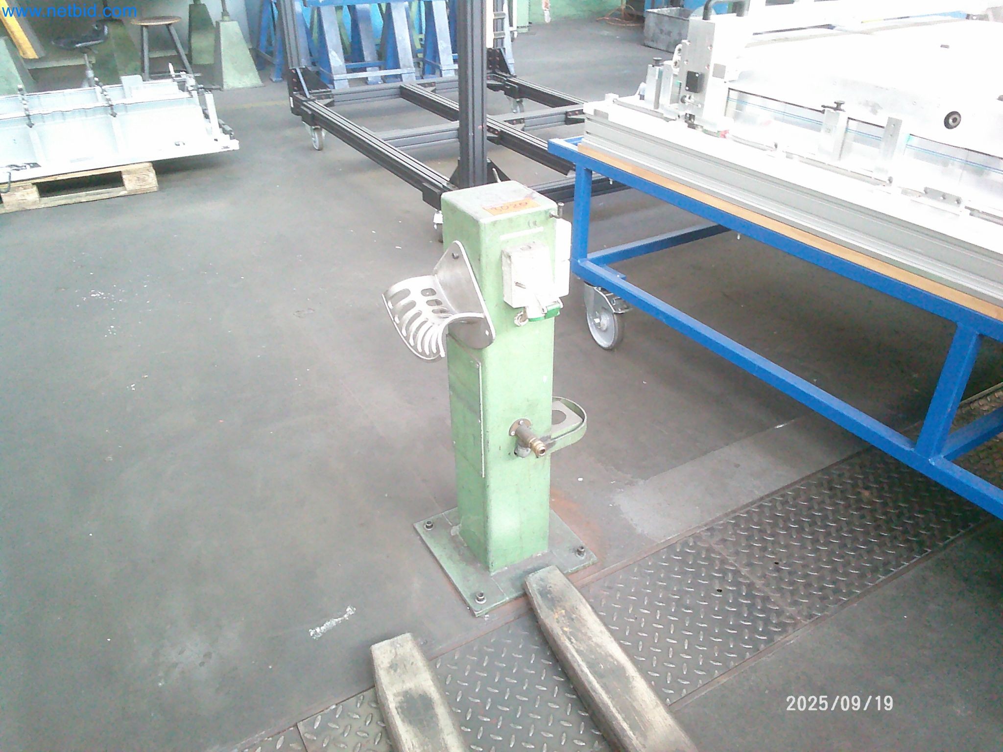 Machines and systems from the automotive supply industry-1