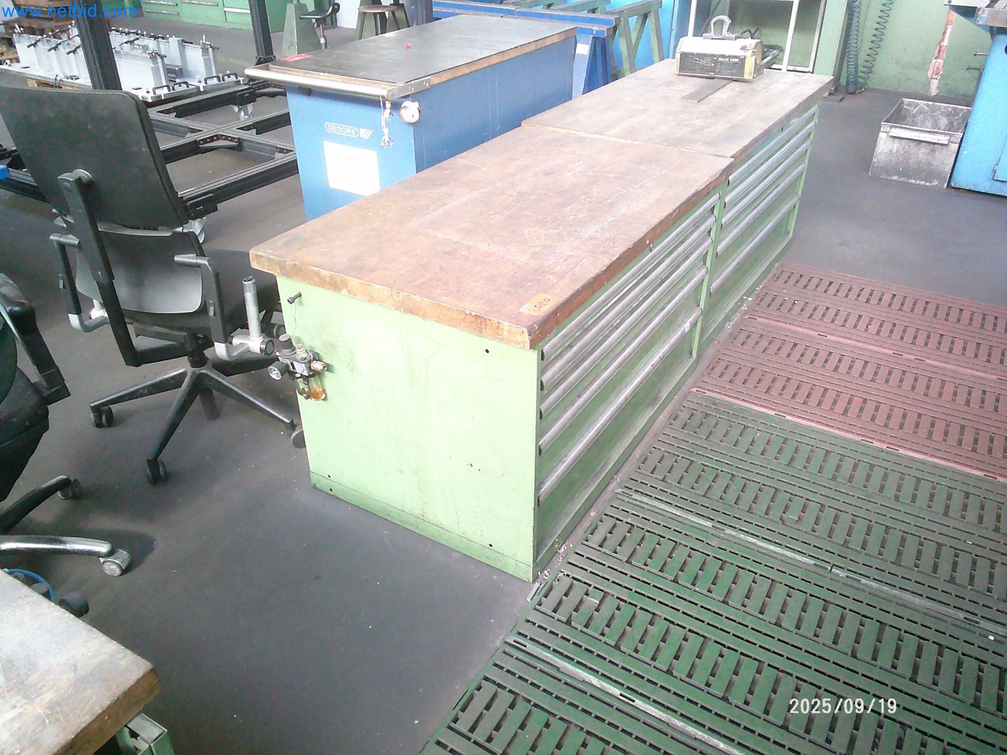 Machines and systems from the automotive supply industry-4