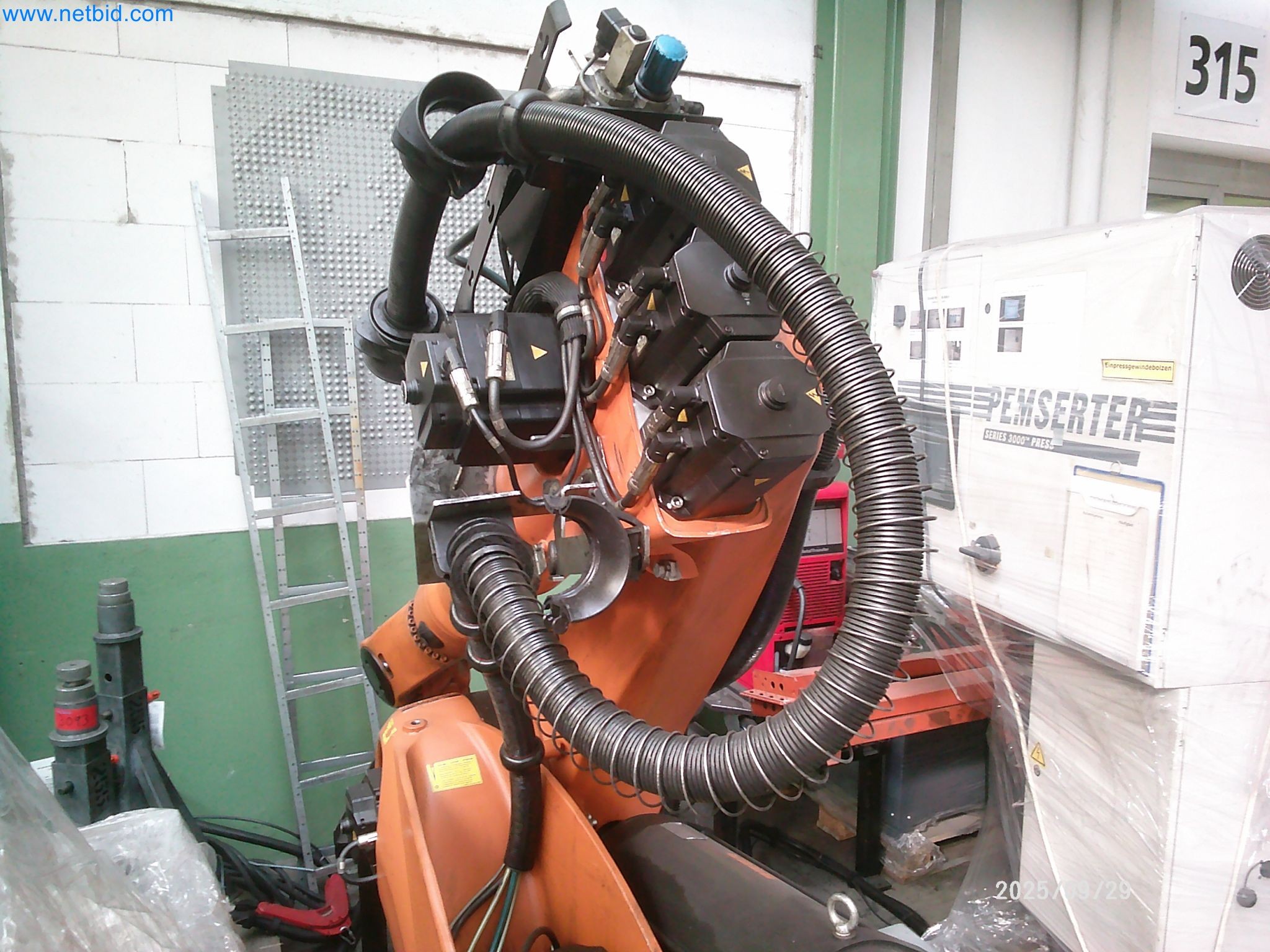 Machines and systems from the automotive supply industry-1