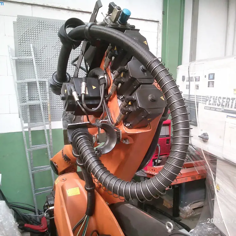 6-axis industrial robot Kuka KR100-2 P2000