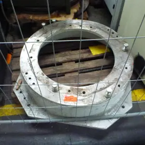 Platform for column-mounted slewing jib crane