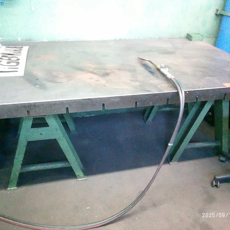 Welding table