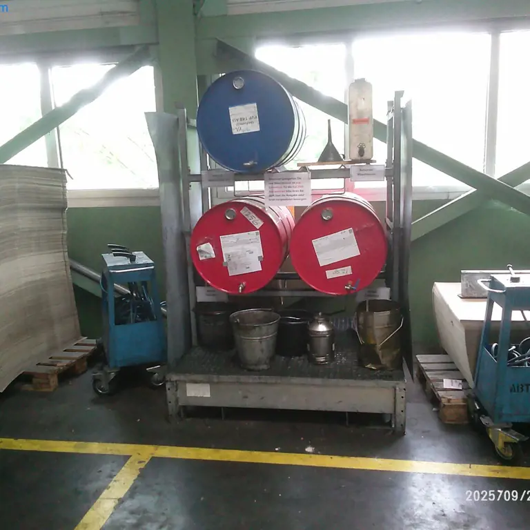 Barrel storage station