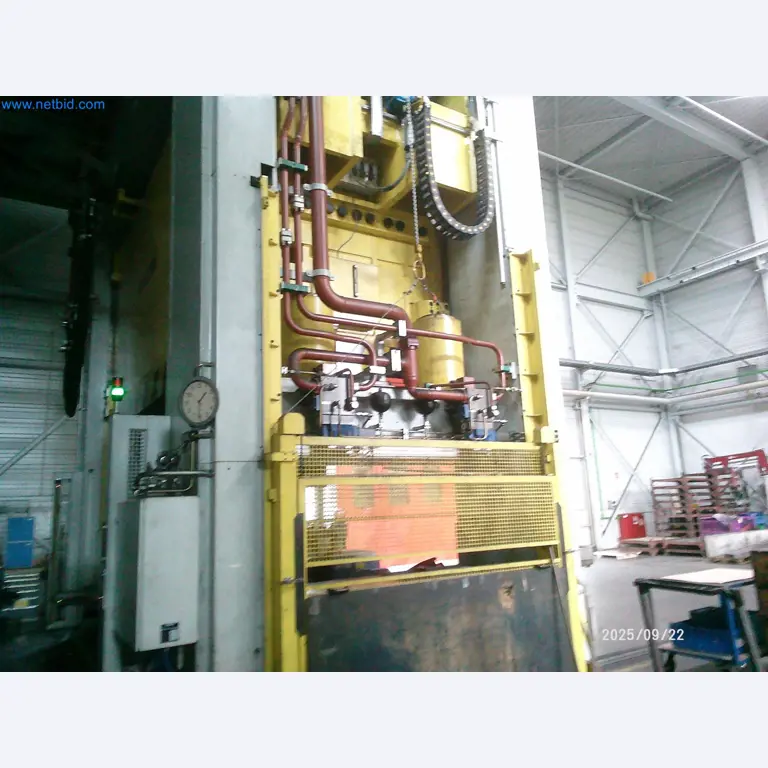 Machines and systems from the automotive supply industry-7