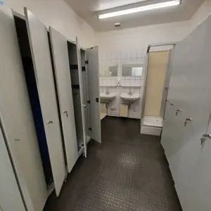 6 Changing room lockers CP