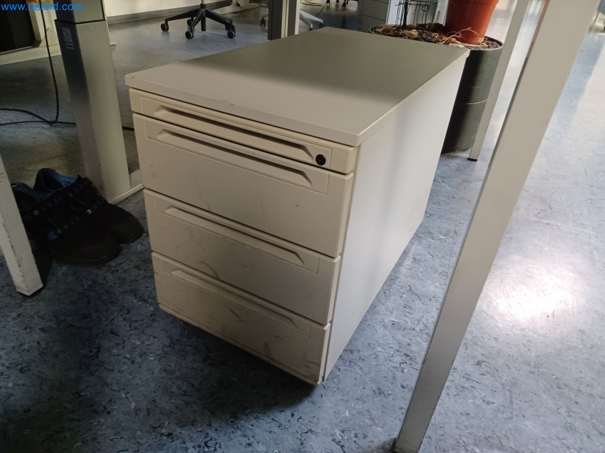 Machines and systems from the automotive supply industry-3