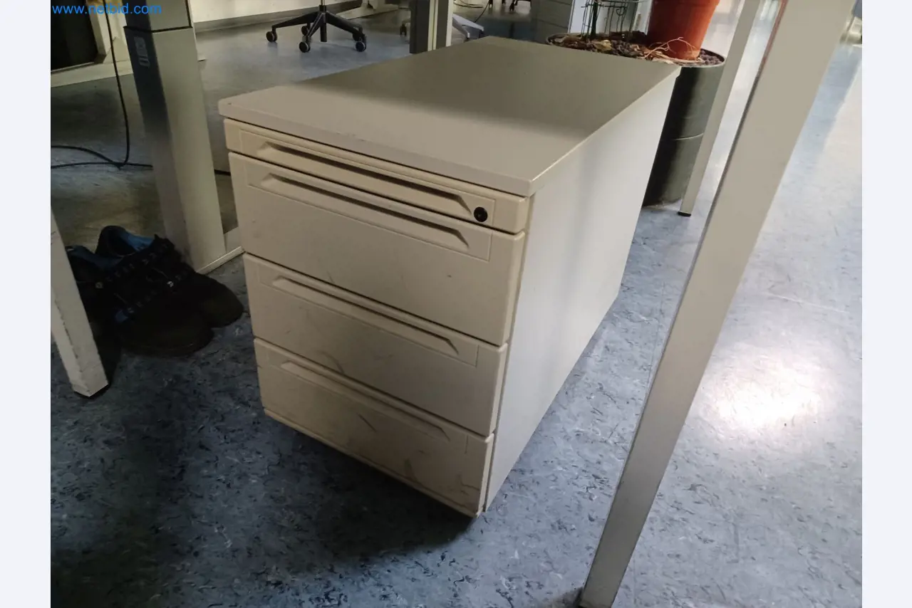 Machines and systems from the automotive supply industry-3