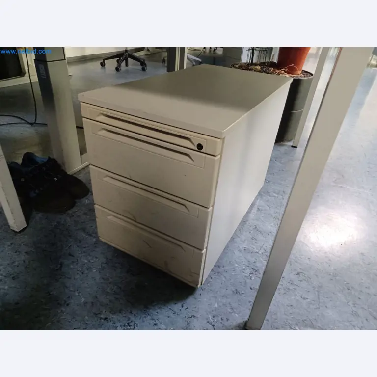 Machines and systems from the automotive supply industry-3