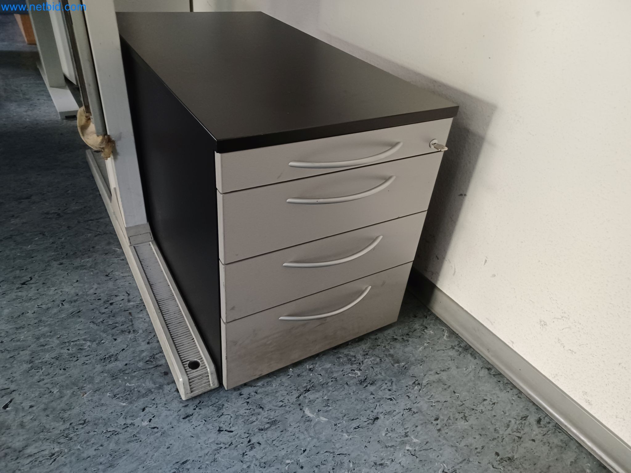 Machines and systems from the automotive supply industry-4