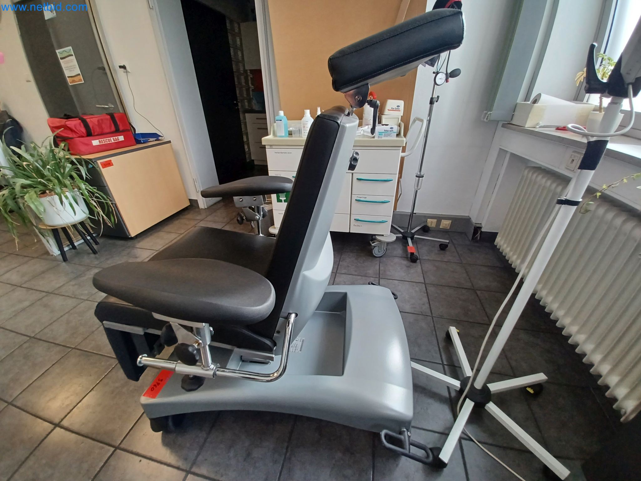 Machines and systems from the automotive supply industry-4