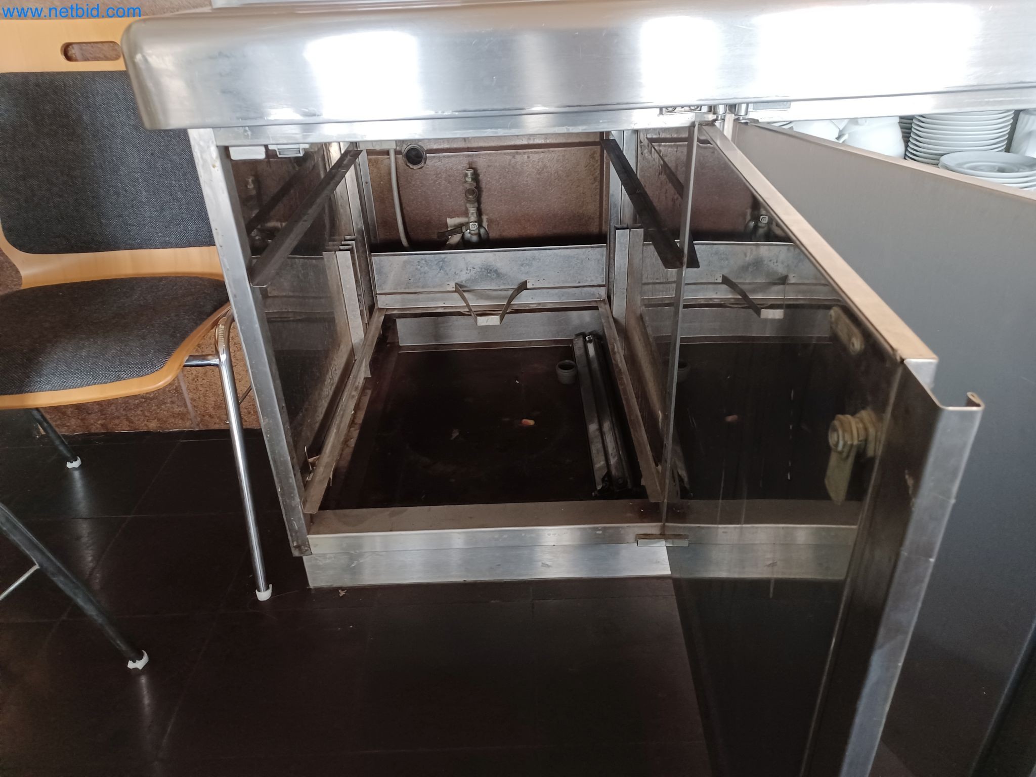 Machines and systems from the automotive supply industry-4