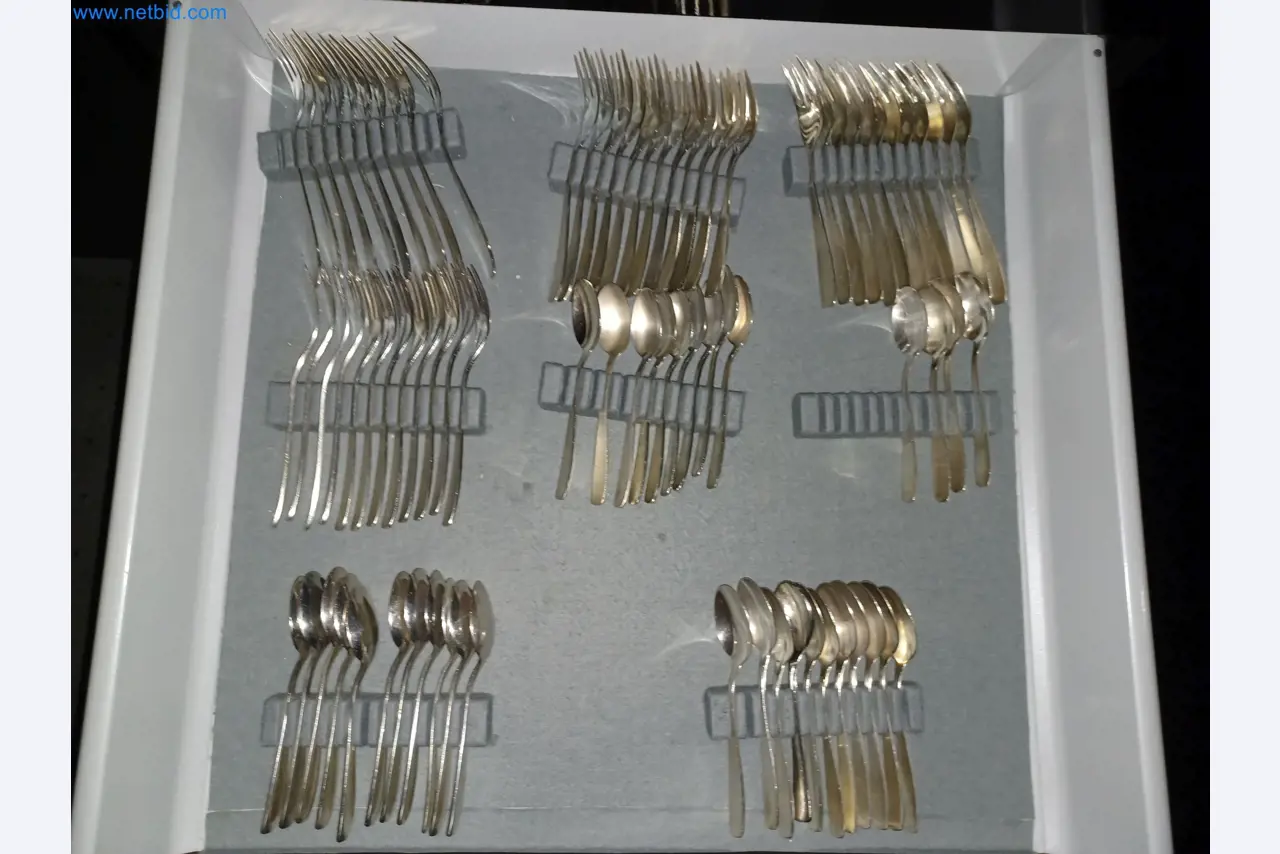 Machines and systems from the automotive supply industry-9