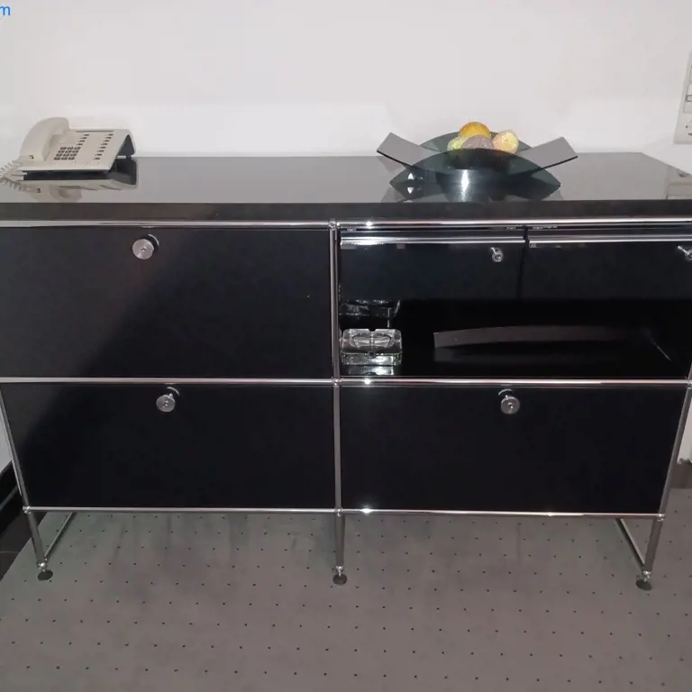 Highboard USM Haller