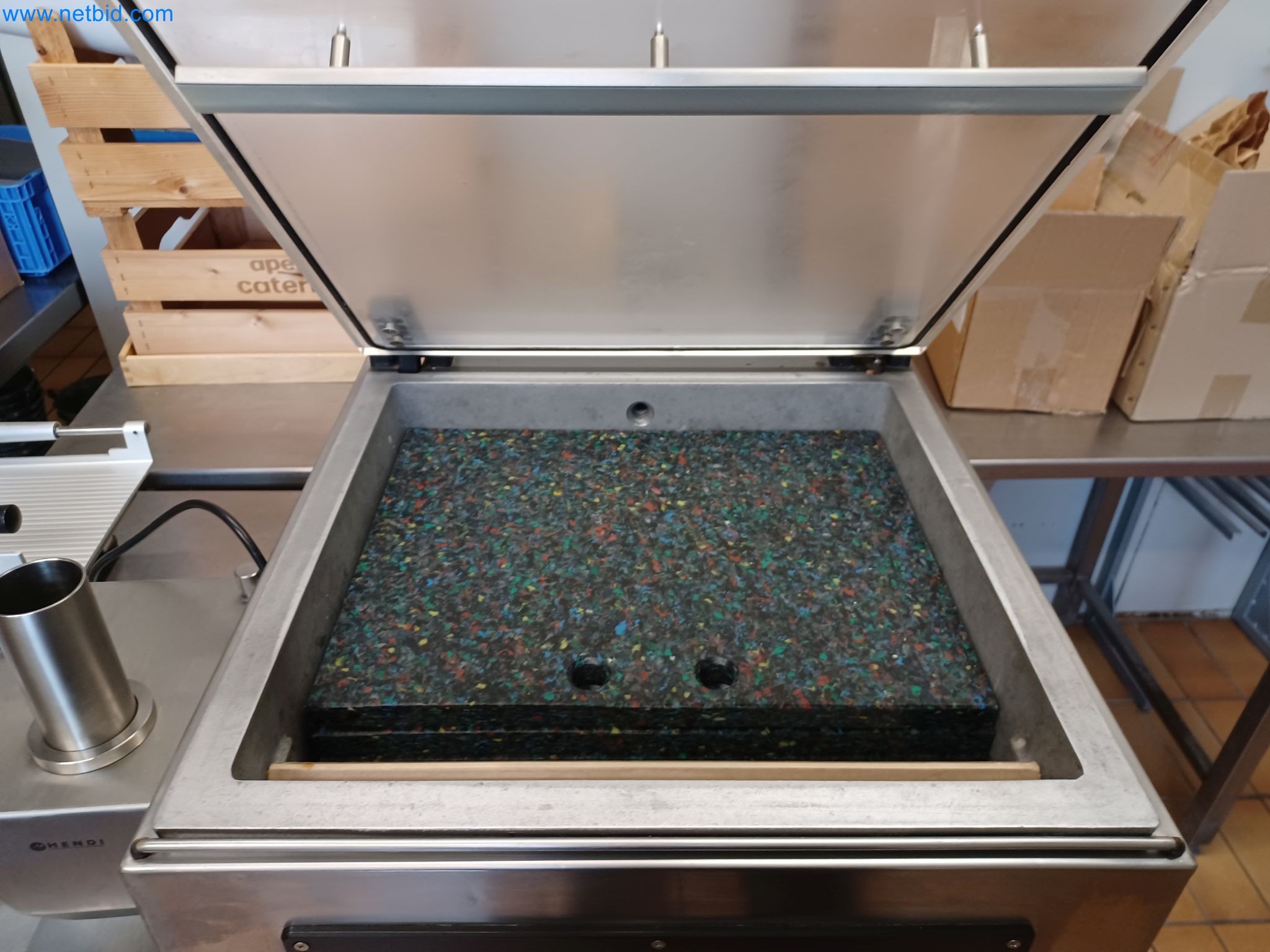 Machines and systems from the automotive supply industry-3