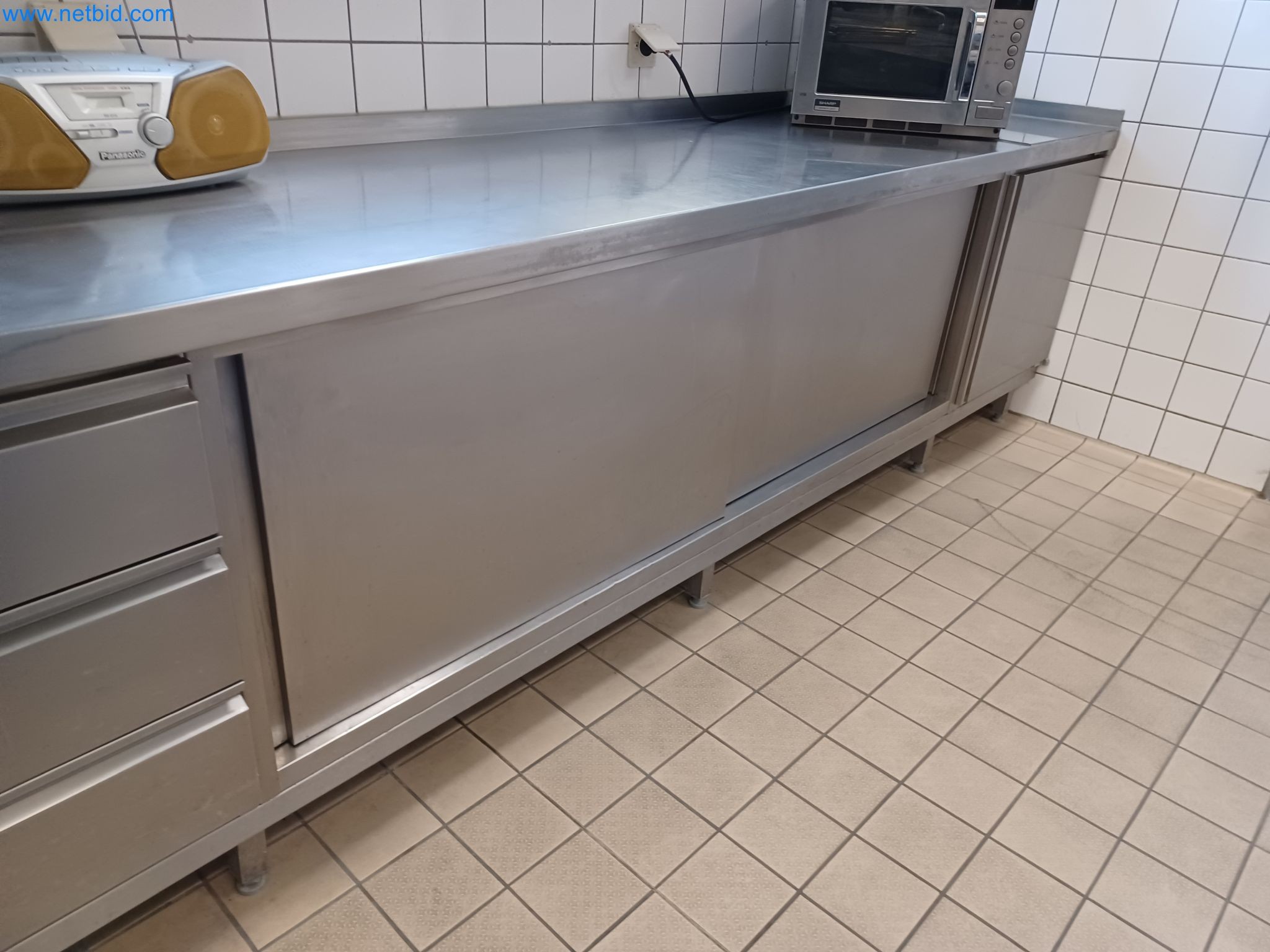 Machines and systems from the automotive supply industry-4