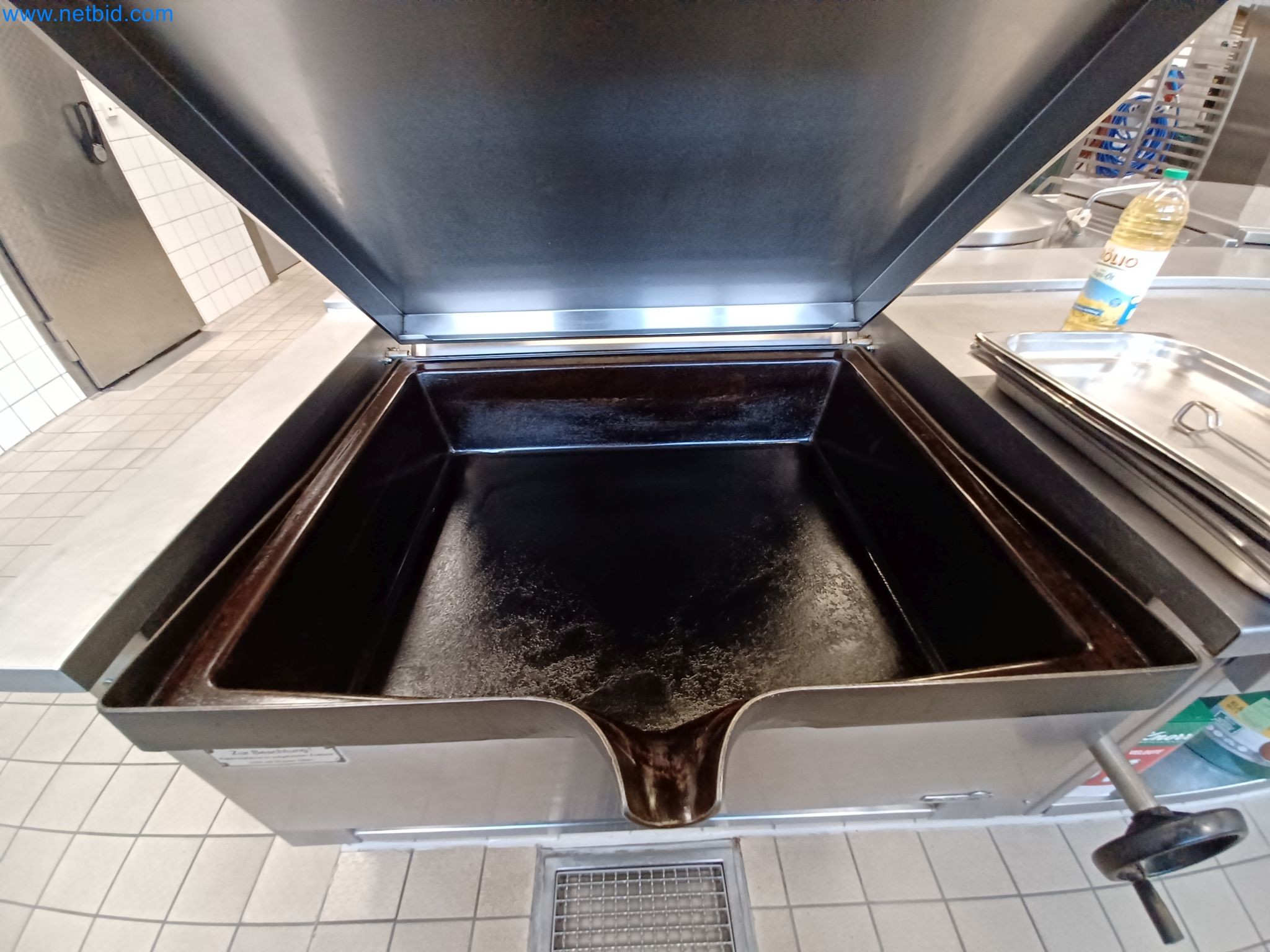 Machines and systems from the automotive supply industry-11