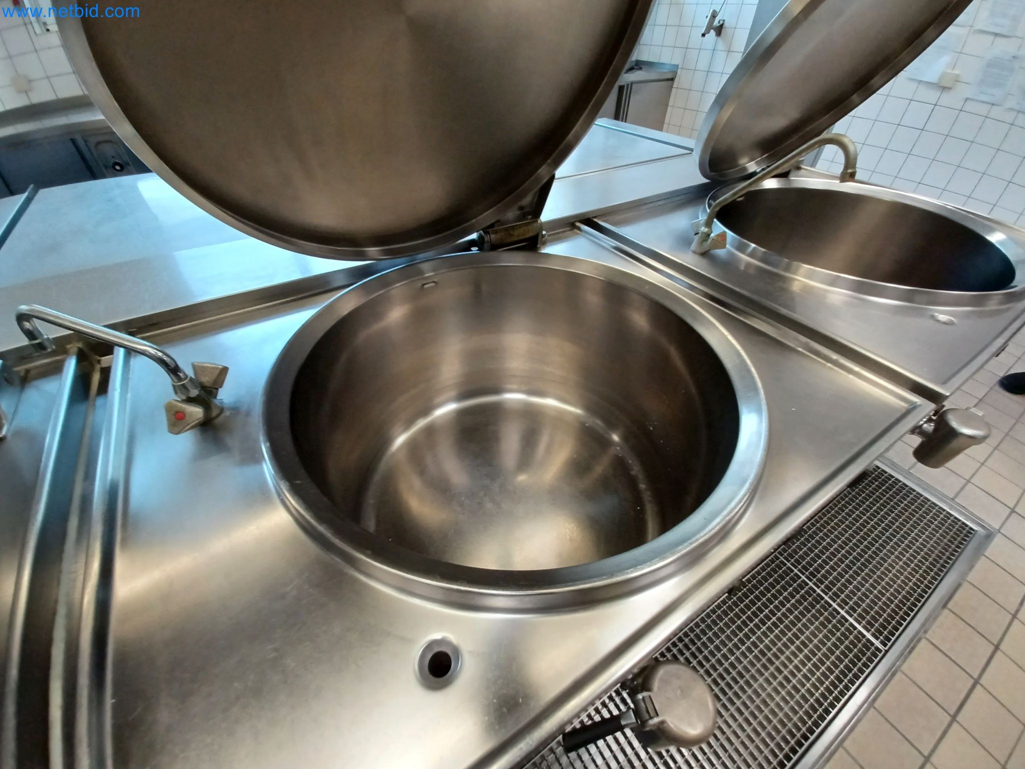 Machines and systems from the automotive supply industry-4