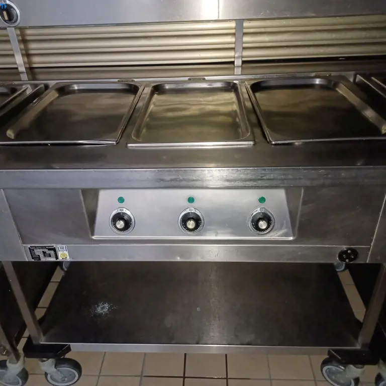 3 Food warming trolley Blanco SAW3L