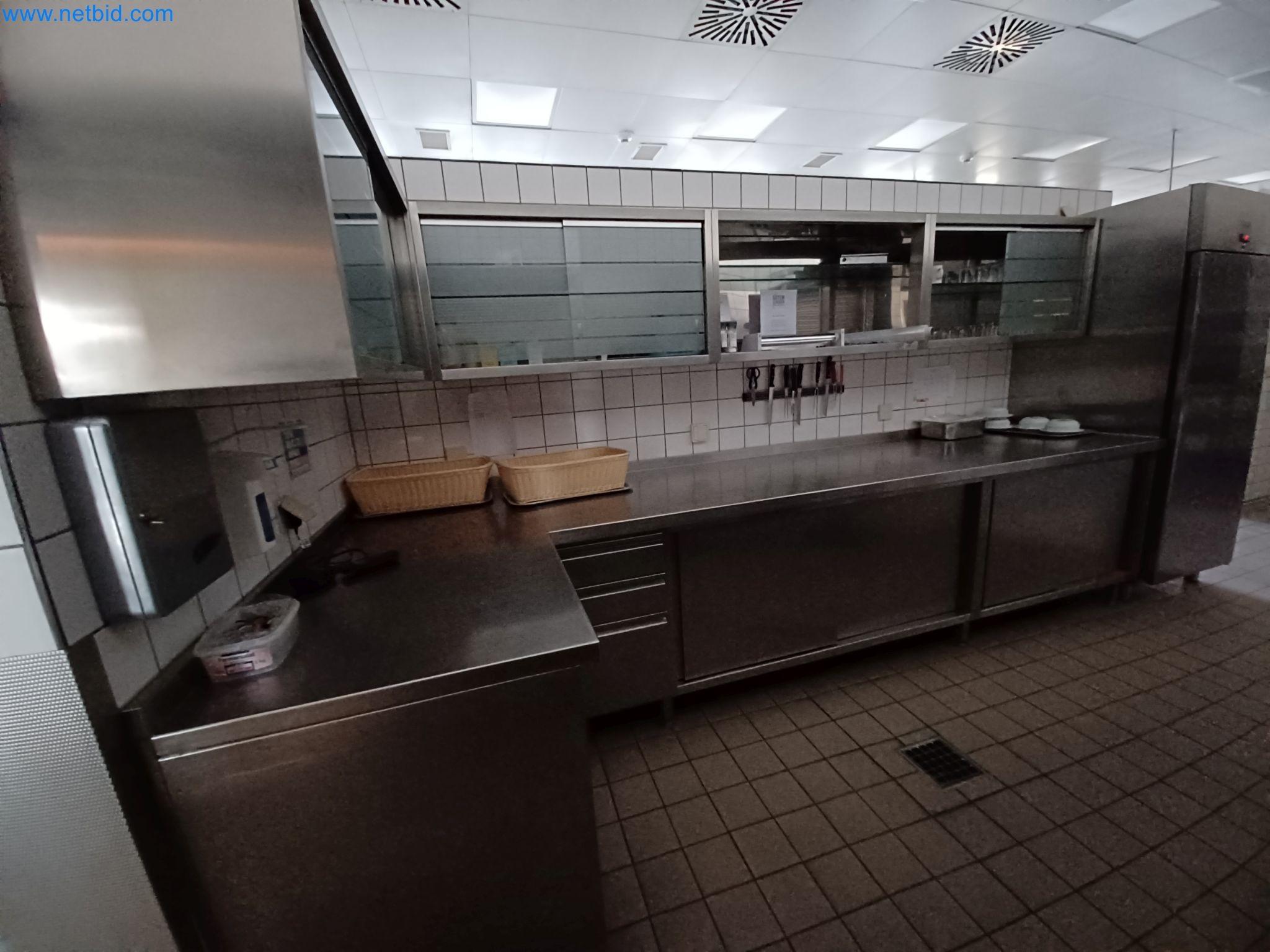 Machines and systems from the automotive supply industry-3