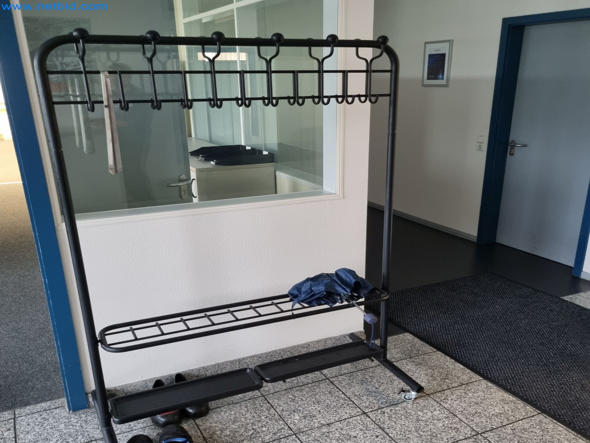 Maszyny i systemy z branży motoryzacyjnej-3