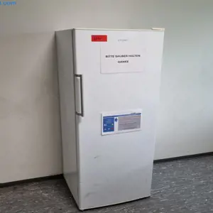 Free-standing refrigerator Exquisit