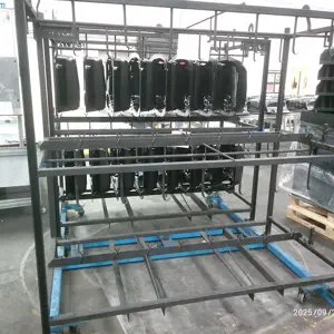 52 Hanging/storage racks