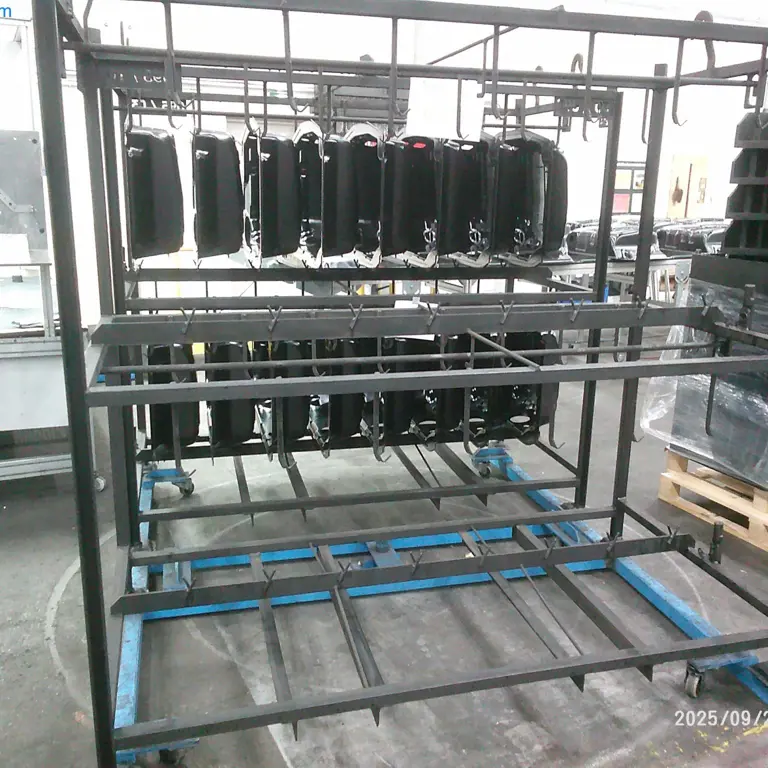 52 Hanging/storage racks