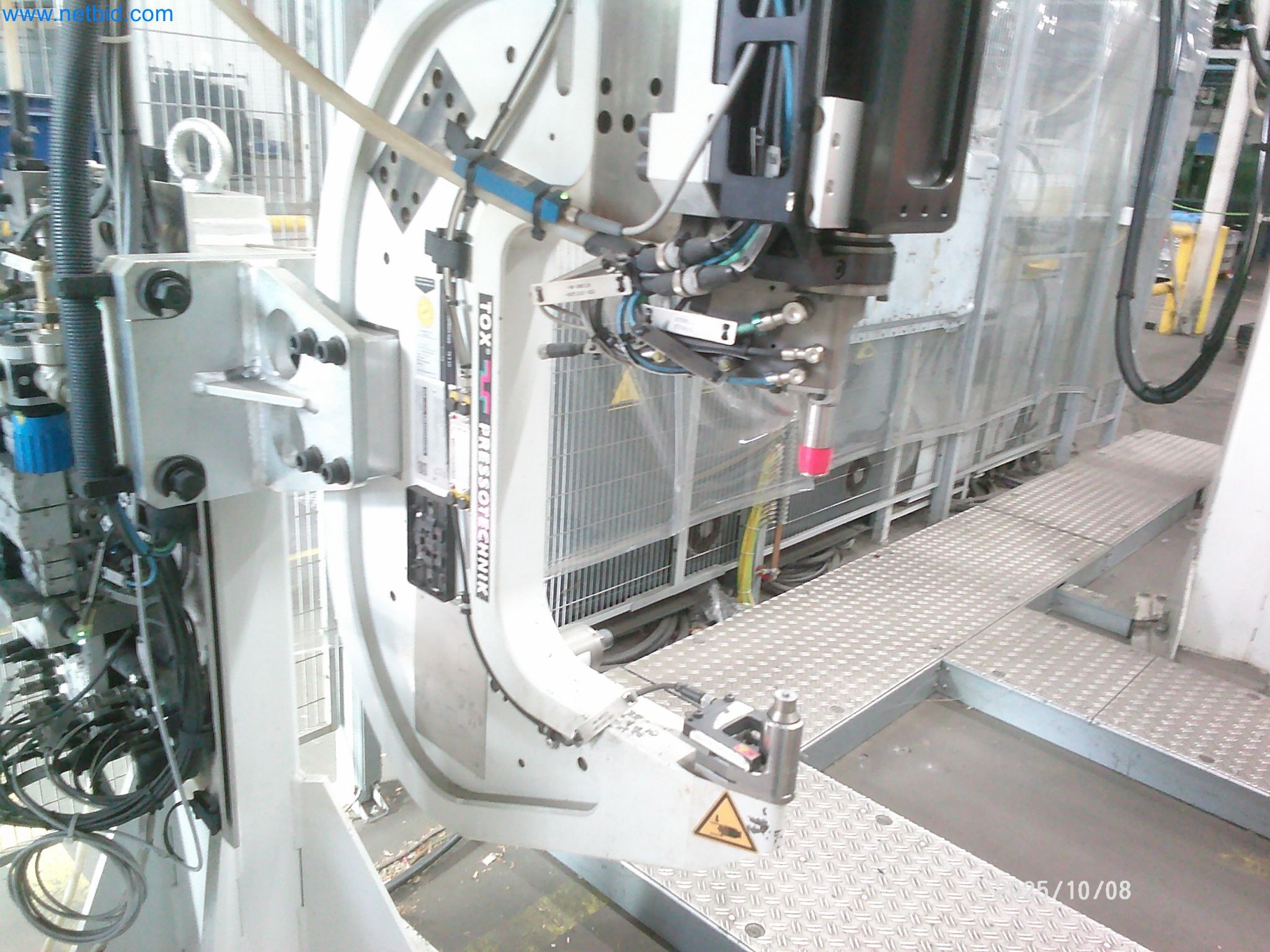 Machines and systems from the automotive supply industry-10