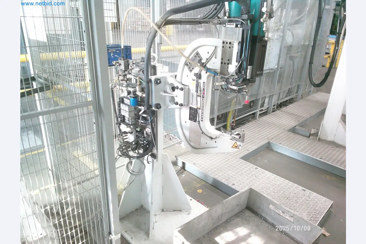 Machines and systems from the automotive supply industry-12