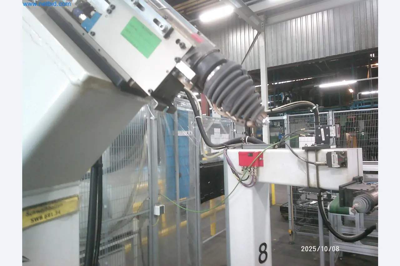 Machines and systems from the automotive supply industry-14