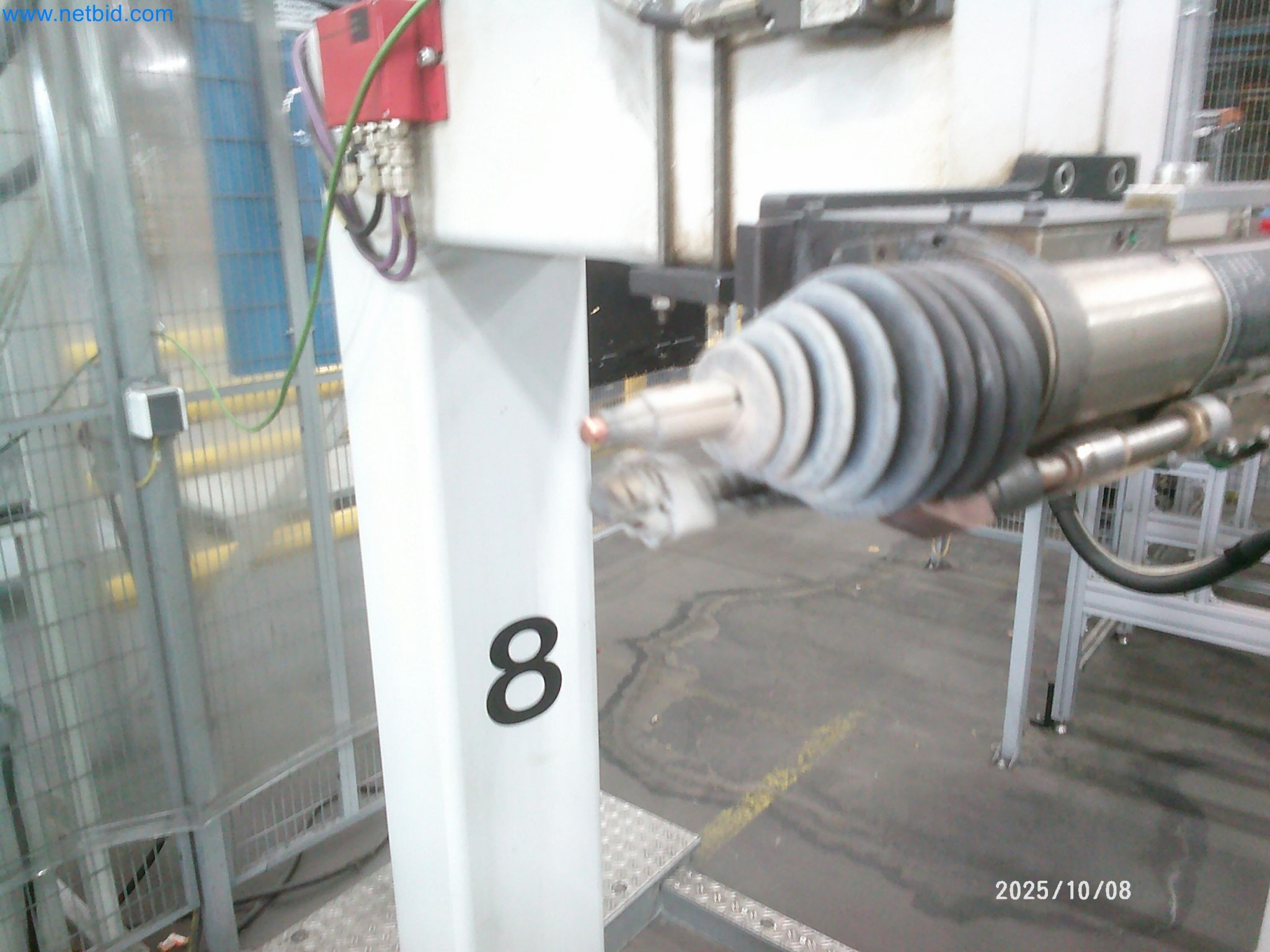 Machines and systems from the automotive supply industry-15