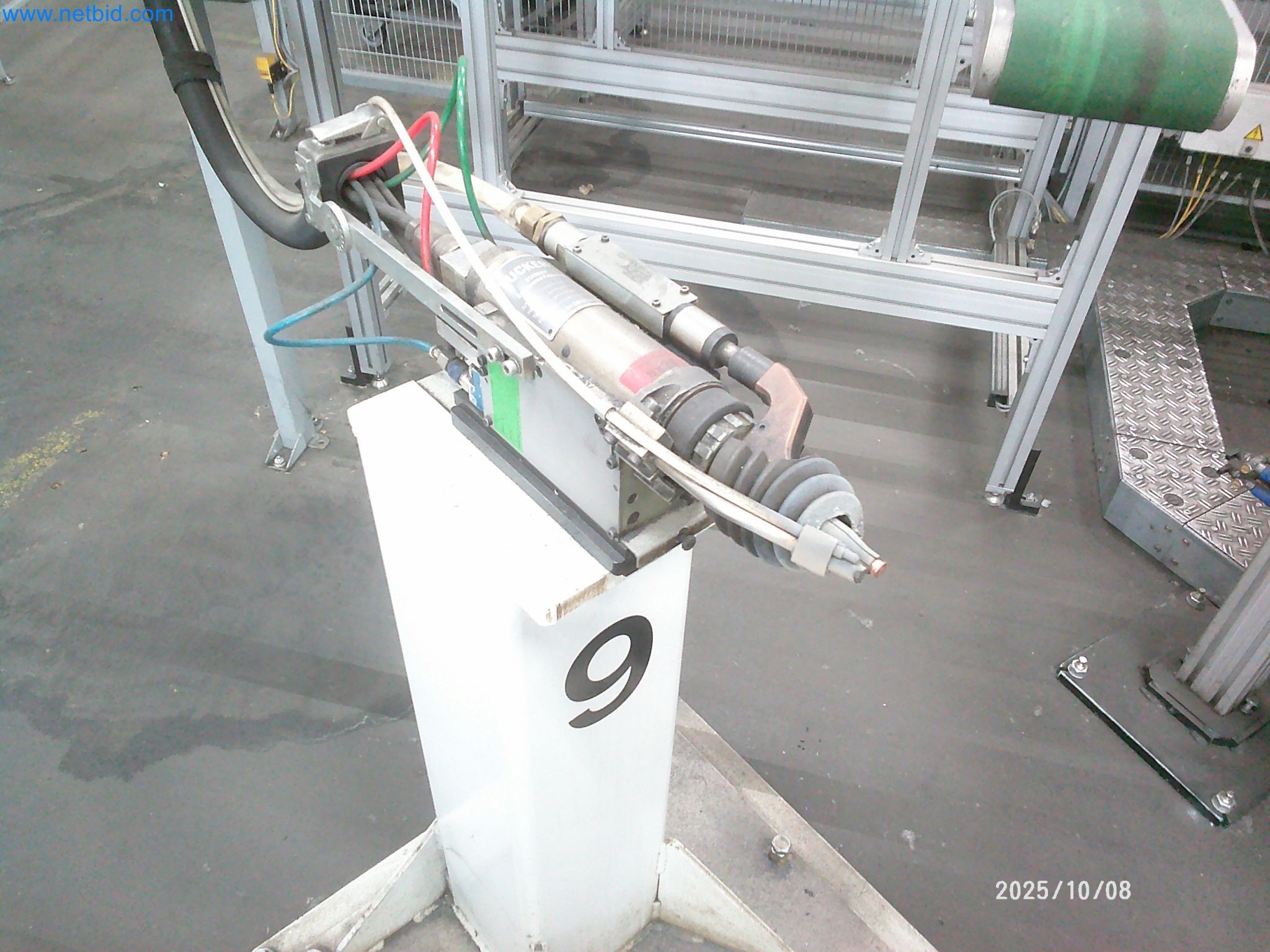 Machines and systems from the automotive supply industry-4