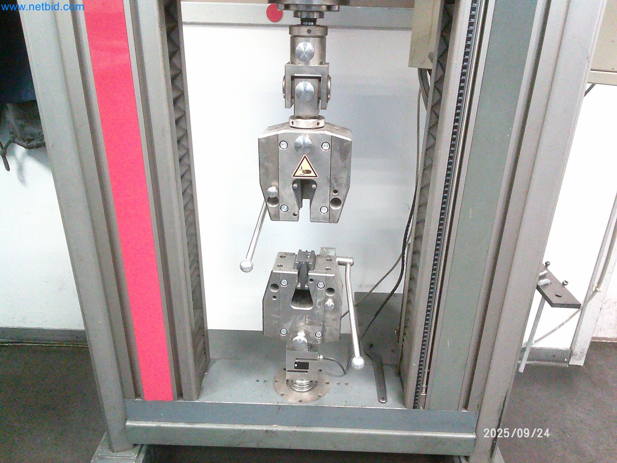 Machines and systems from the automotive supply industry-3