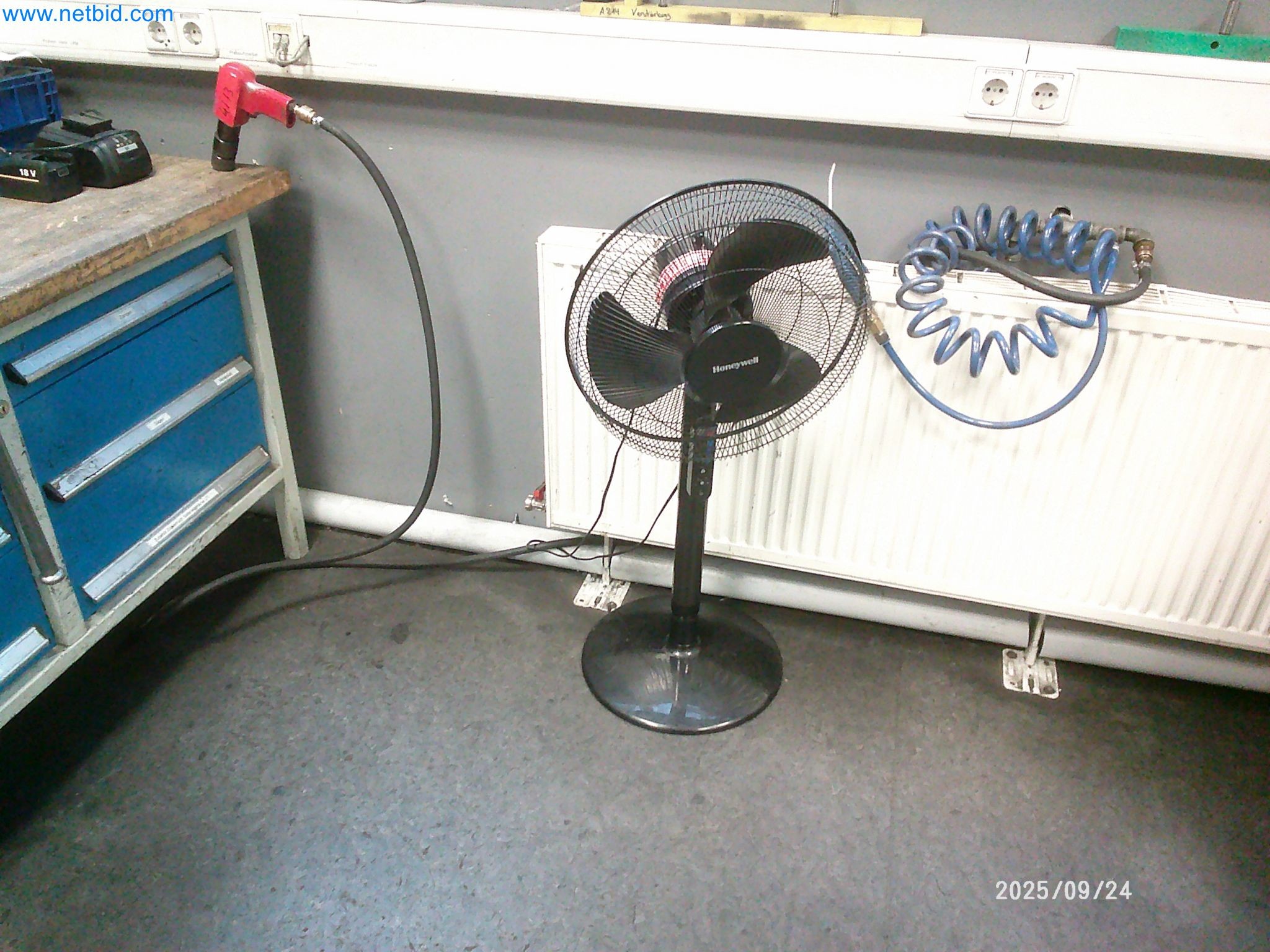 Machines and systems from the automotive supply industry-4