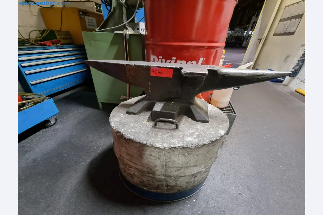 Machines and systems from the automotive supply industry-1