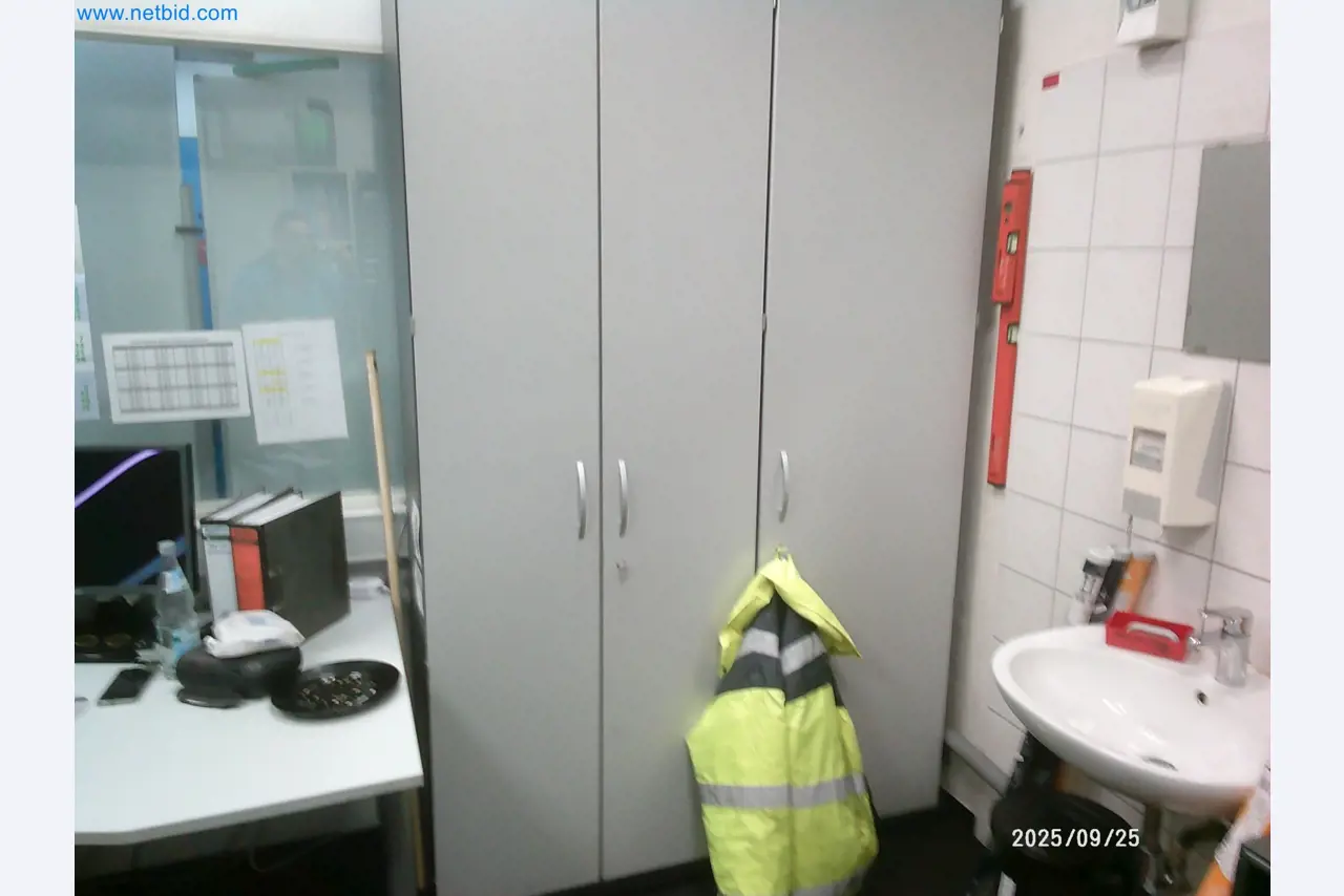 Machines and systems from the automotive supply industry-5