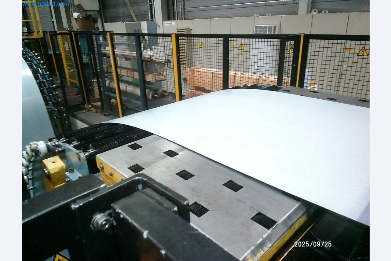 Machines and systems from the automotive supply industry-15